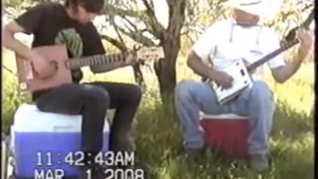 Jamming with Kayvon on cigar box guitars