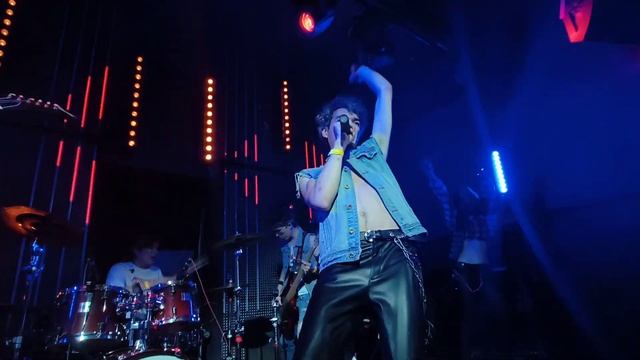 High Voltage - Dr. Feelgood (Motley Crue Cover)