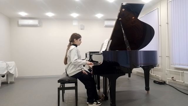 Е.Олёрская, "К звёздам". Казарян Арина, 1 кл.