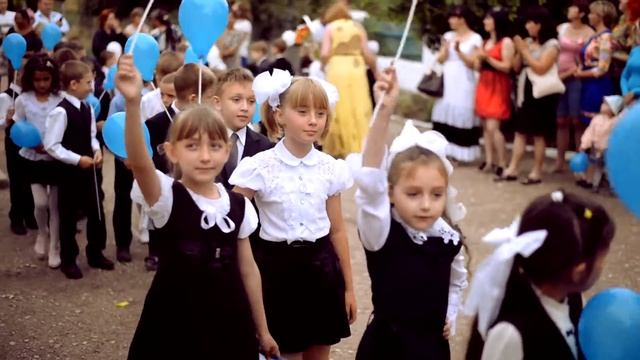 Краснозорькинская школа (последний звонок)