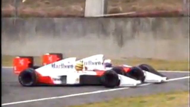 Batida Alain Prost e Ayrton Senna em Suzuka em 1989
