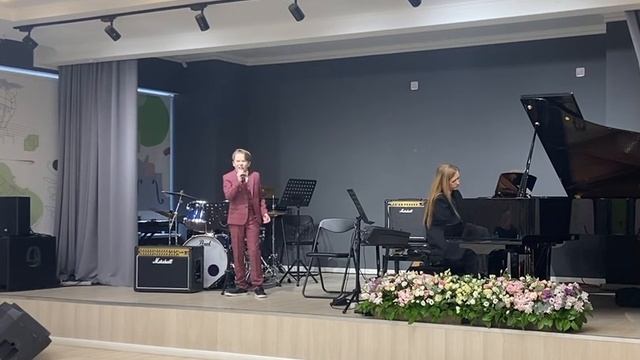 Лев Мулло “Mister Grinch”