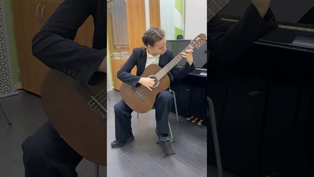 Аве Мария Д. Каччини. Исполняет Зверева Елена. Преподаватель С.А. Воронько. ДМШ №74