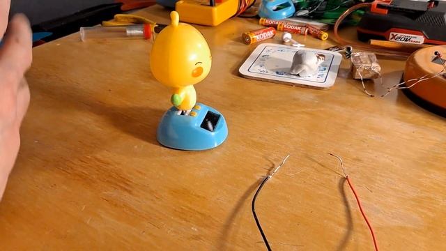 Solar Rocker Fault finding using a AA battery