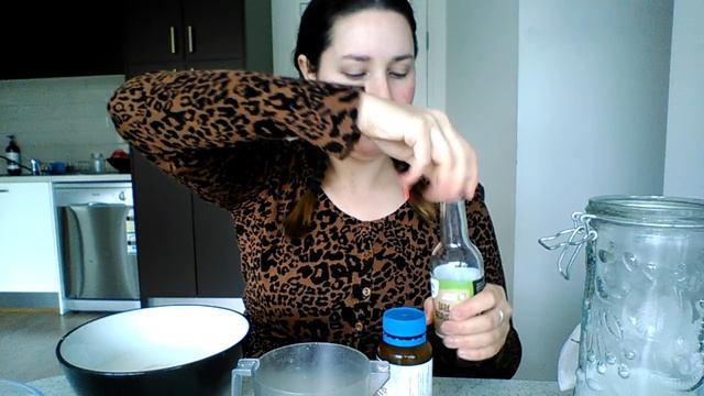 Macadamia milk kefir (no dairy required)