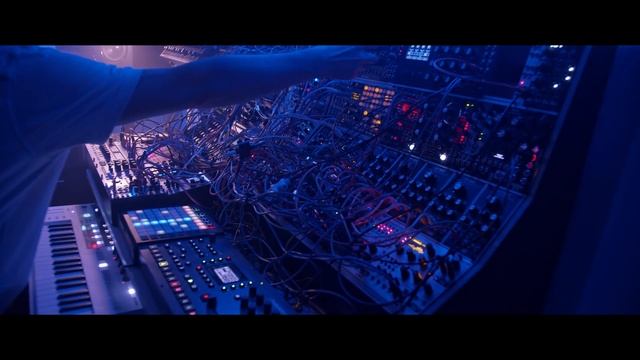 State Azure Future Echoes - Ambient Modular Performance (Vector, Sinfonion, AJH, Chainsaw)