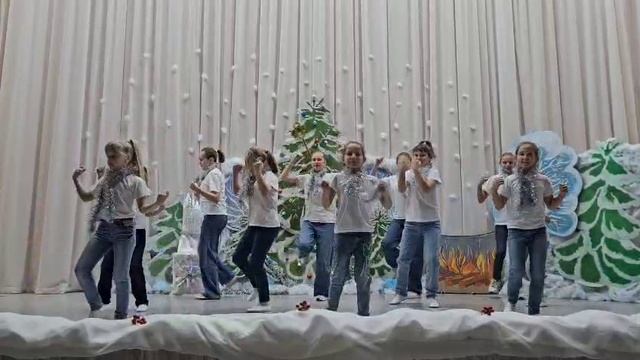 Праздники-проказники