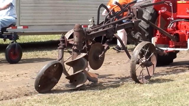 Terrace Plow - Parade - Root River Antique Engine & Tractor Show 2018 - Spring Valley, MN