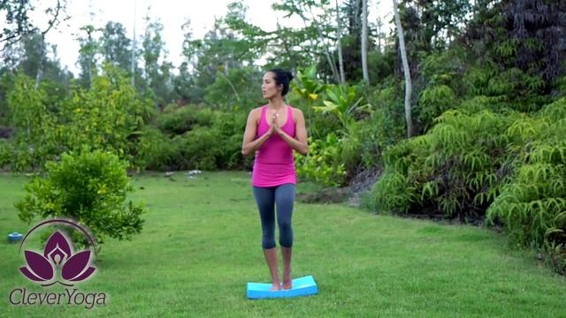 How To Use The Clever Yoga Balance Pad To Improve Balance And Stability | Clever Yoga