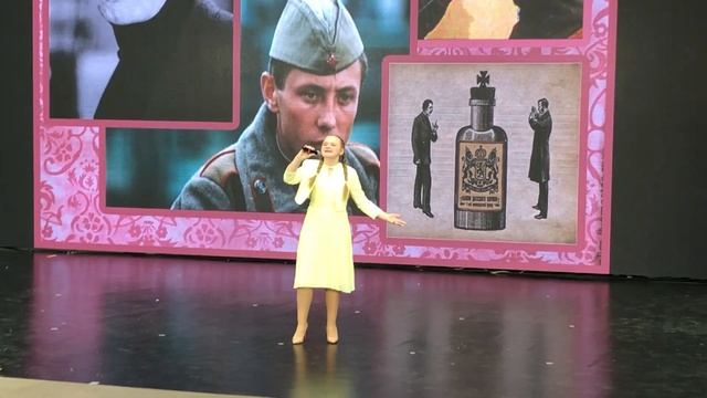 «Капли датского короля» поёт Тараненко Олеся в Гостином дворе
