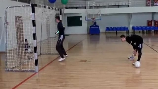 Школа подготовки футбольных вратарей г.Сургут