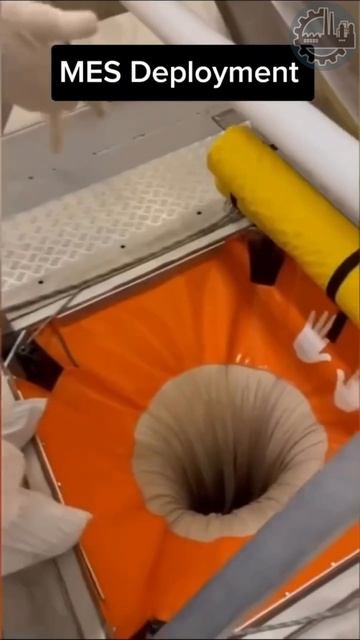 🤩 Вы когда-нибудь видели такой спасательный плот.