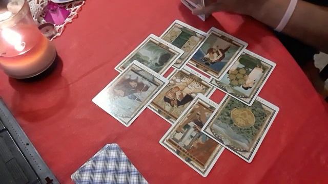 Leo Mayo Solteros Inteligentemente....!! Mariposa Moonarca Tarot