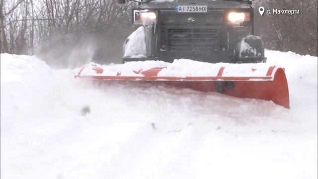 Як село чистять від снігу. Історія громади неподалік Рівного