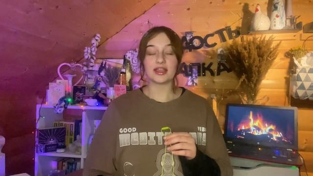 Я ВИДЕЛА ПРИЗРАК ДЕВУШКИ В СВАДЕБНОМ ПЛАТЬЕ У СЕБЯ ДОМА ♀️| СТРАШНАЯ ИСТОРИЯ ИЗ ЖИЗНИ