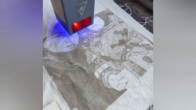 изготовил -фото на холсте