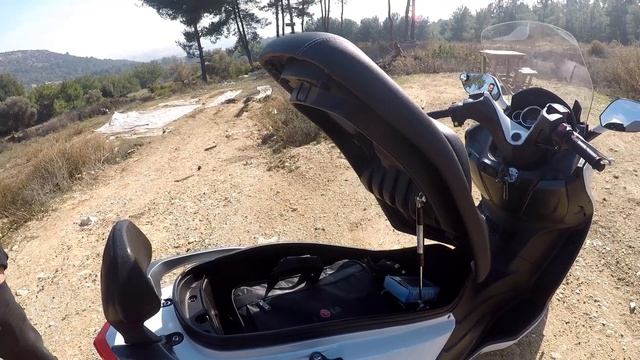 SYM JoyMax 250 Vs Xmax 300 / Joymax Kullanıcı Yorumu/Alınır mı? #Motovlog #Vlog