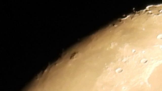 Ни НАСА, не Роскосмос, настоящий вид Луны. Вот как наблюдаю за Луной по ночам
