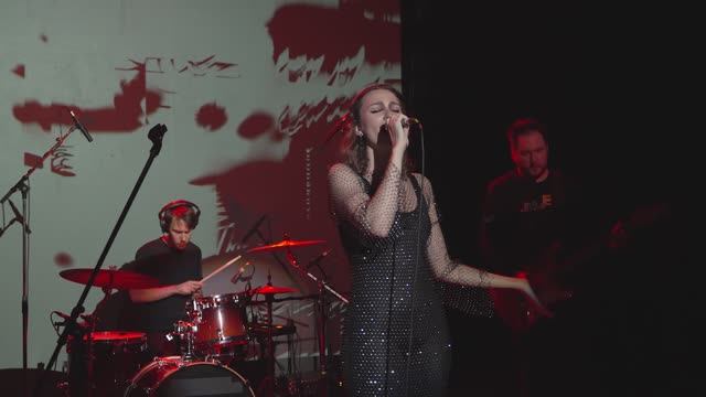 OAKWIND - Ведьма (Live at ZIL 2025)