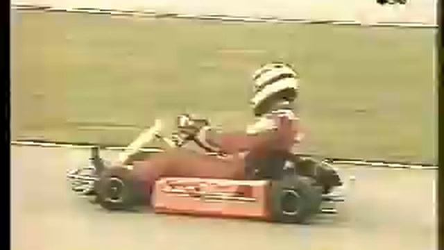 Marcelo Tinelli se burla de Ayrton Senna. Desquitate en los comentarios.