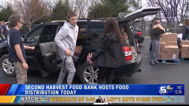 Second Harvest Food Bank hosts food distribution day