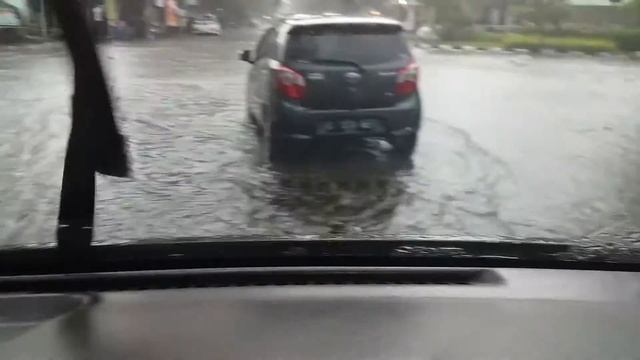 Bandung hujan deras