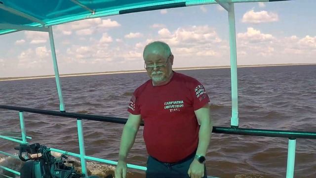 Зарядка на палубе, катер Калипсо