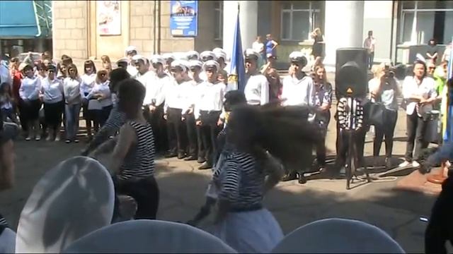 Море опять волнуется....