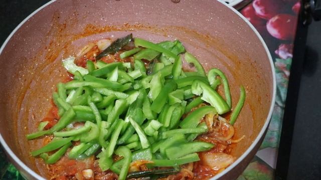 குடைமிளகாய் சாதம்  || Capsicum Rice Recipe || Capsicum Pulao Recipe ||