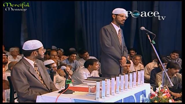 Is it Allowed to pray Salah wearing footwear? | Dr Zakir Naik