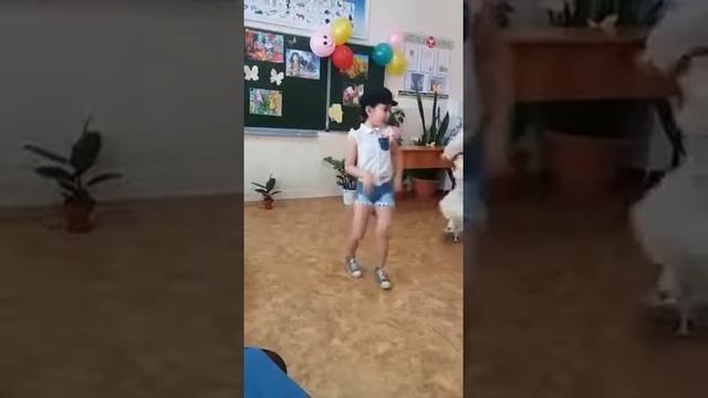 КЫЛАСНА  ТАНЦУЕТ  ОПА  КАННАМ  СТАЙЫЛ