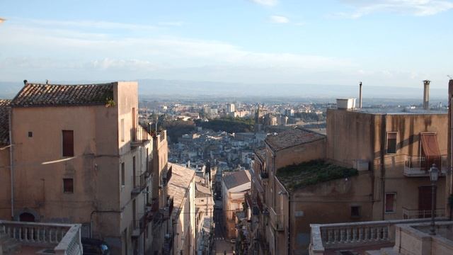 Caltagirone | Wikipedia audio article
