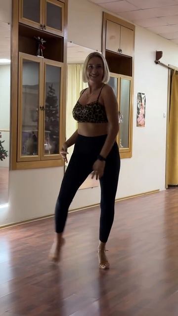 Потанцуем?🥰🫶🏼
#bachata #bachatasensual