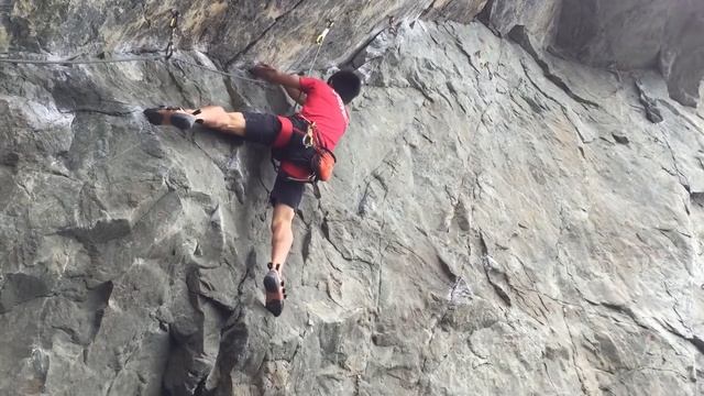 Hot Tuna 5.12a Mickey's Beach, CA Sport Climbing