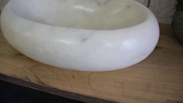 Lavandino in marmo da bagno