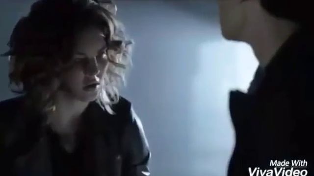Gotham-Bruce and Selina-Chains