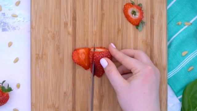 Strawberry Spinach Salad