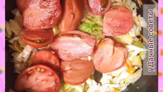 Рецепт капусты, тушёной с сосисками 🥬🍖🫶