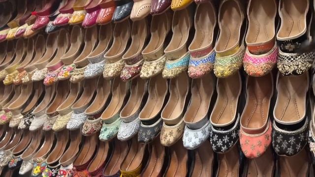 BEST KHUSSAY IN KARACHI AND SOME SUMMER SHOPPING WITH MAMA! - Vlog 167