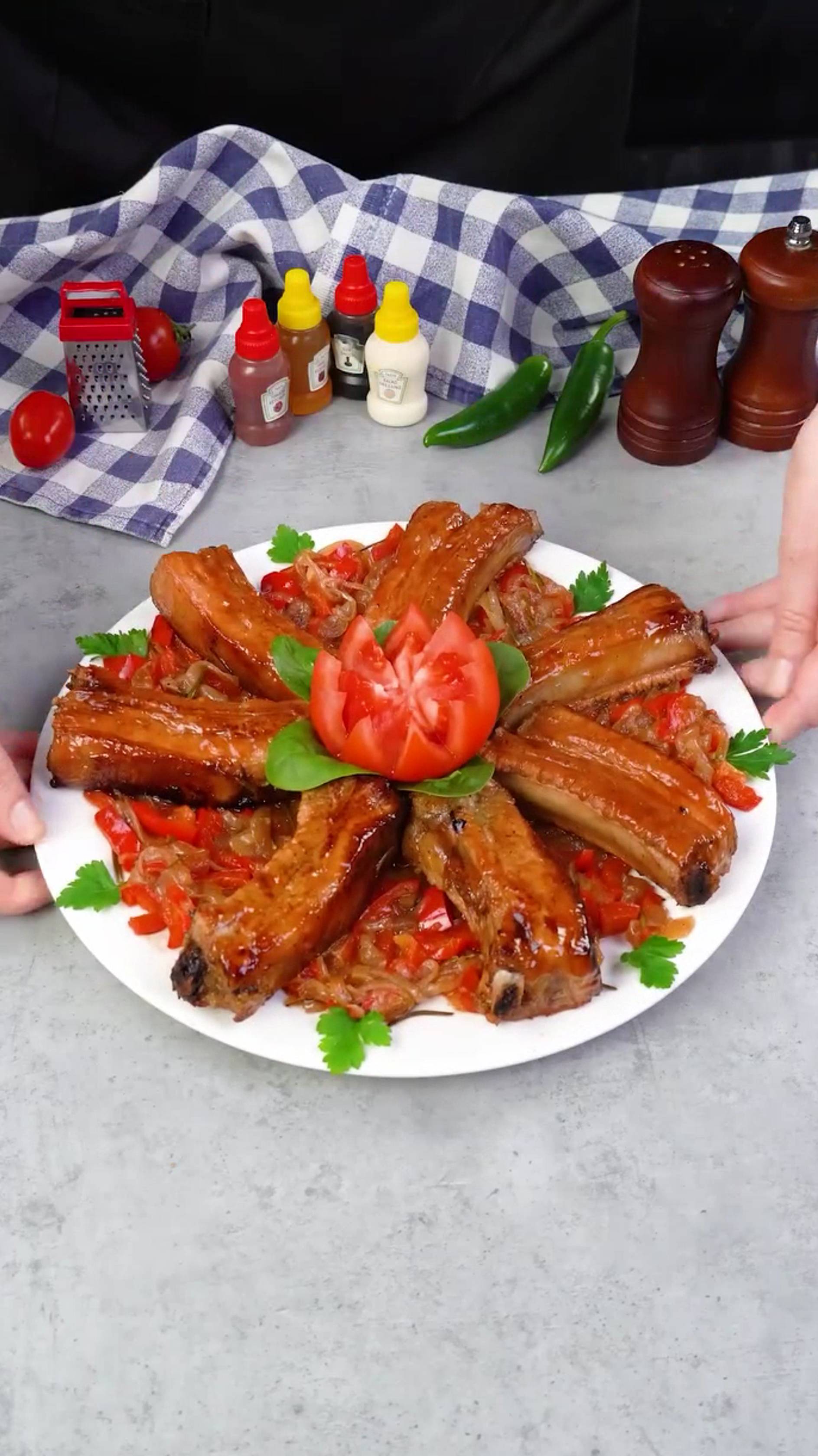 Гениальный рецепт для ценителей свиных ребрышек!