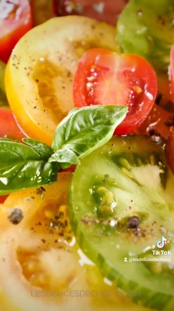 Simple salade d'été tomates basilic 🍅 #shorts