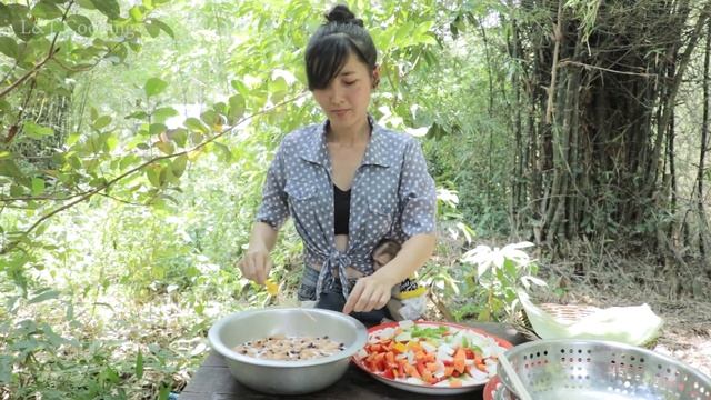 Tasty Coconut worm BBQ in my village #cooking