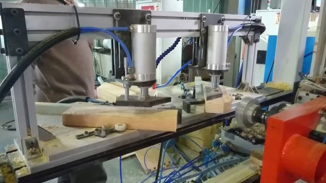 WAYLONG MACHINERY WMD-510 HORIZONTAL CNC框邊制作(45度接榫)