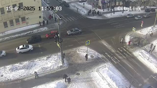 ДТП Групповое  ДТП  произошло в Центре Города 3 мишины врезалось