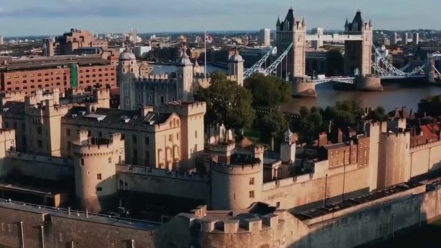 «Путин был бы лучше!» Ведущего Top Gear достало правительство Британии!