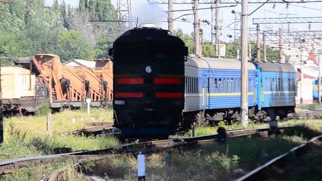 2ТЭ116-1140А следует с поездом Запорожье-2-Пологи от ст.Запорожье-2.