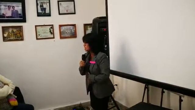 Ganadora de tres viaje a China, Sra Ma Elena, Querétaro, compartir su experiencia con Winalite, jul