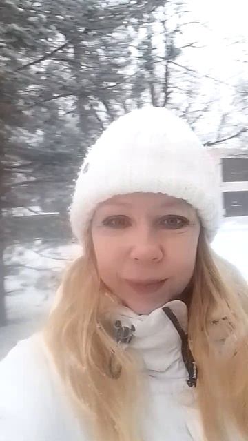 VID_20250214_163025.mp4