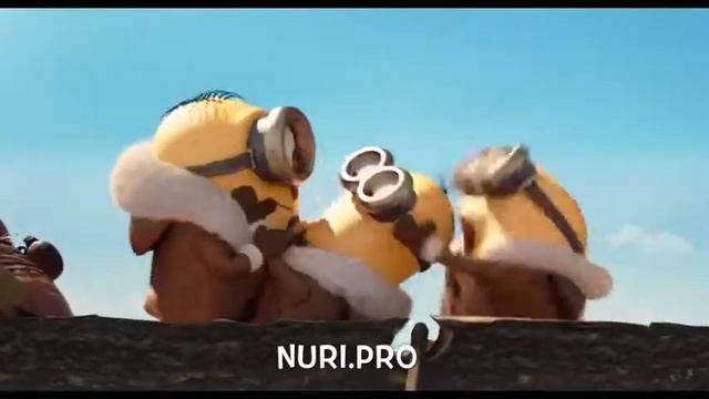 Нури и миньоны😂