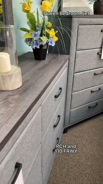 Tallisa Oak Top Queen Bedroom Set By Casa Blanca Furniture